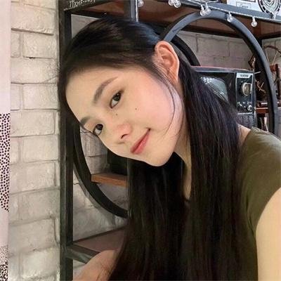 伴娘先拜堂